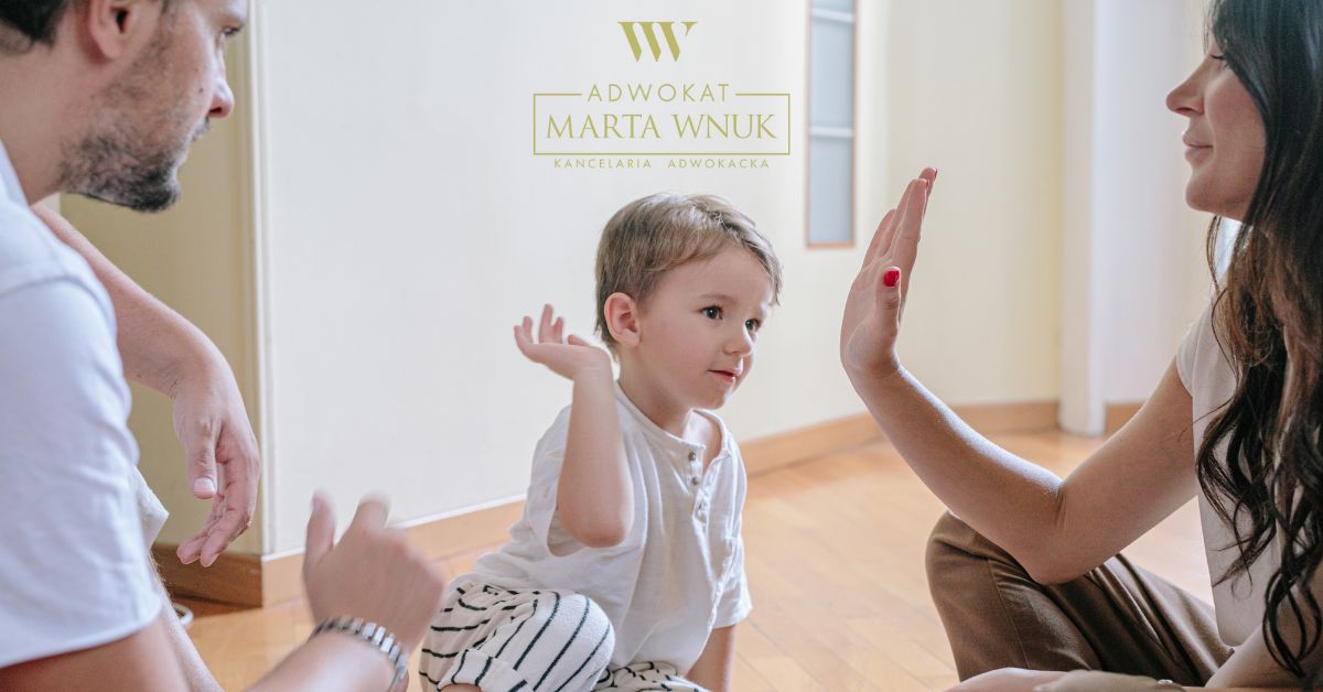 Jak wygrać sprawę o opiekę naprzemienną? Wady i zalety pieczy naprzemiennej